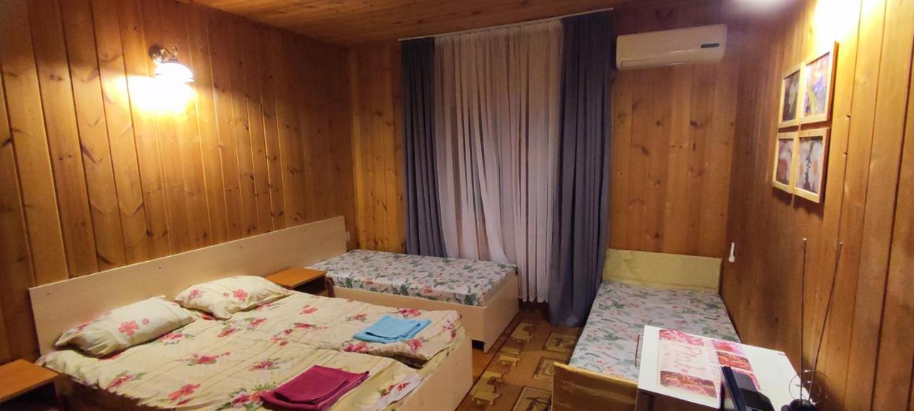 Эко-Отель Гагра Γκάγκρα Εξωτερικό φωτογραφία